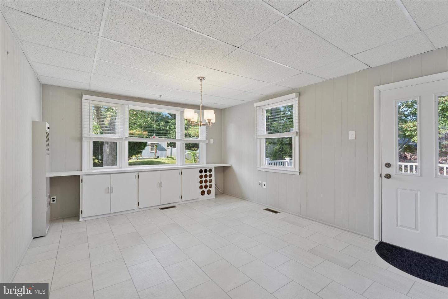 132 S Sproul Road photo 22