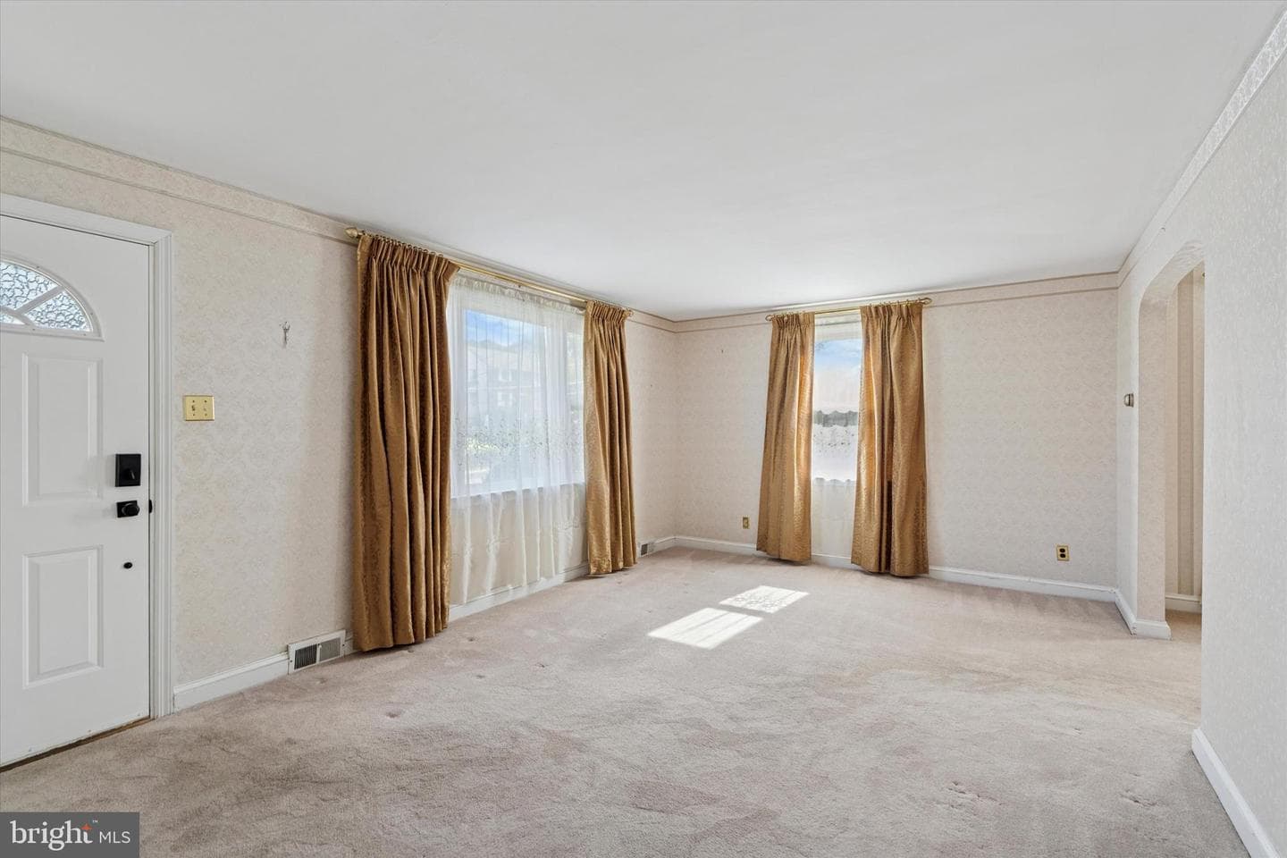 132 S Sproul Road photo 29