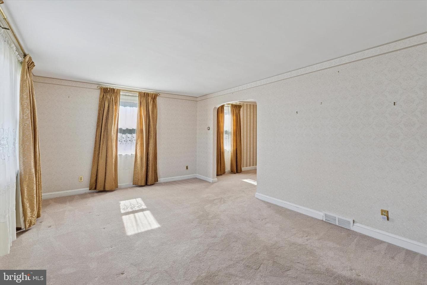 132 S Sproul Road photo 30