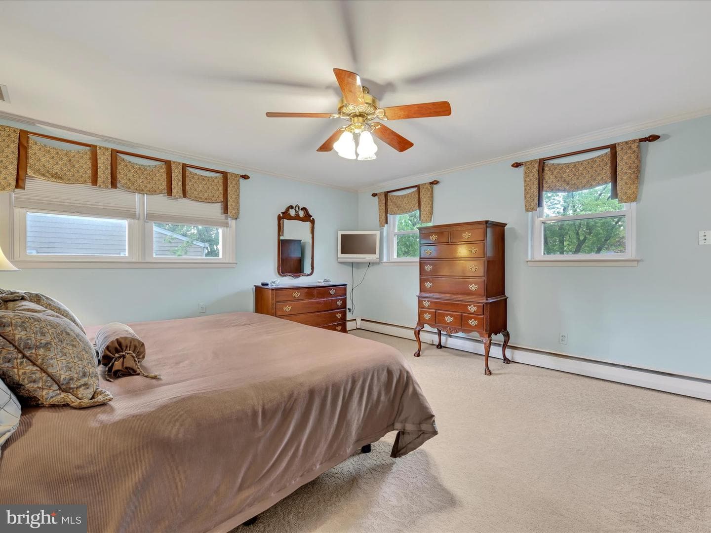45 Garlor Drive photo 18