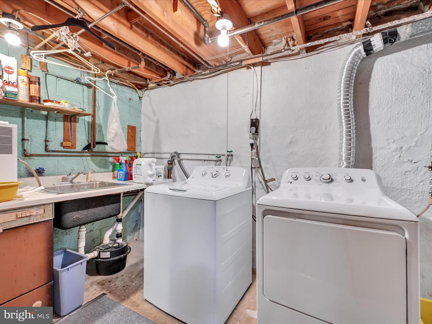 45 Garlor Drive photo 32