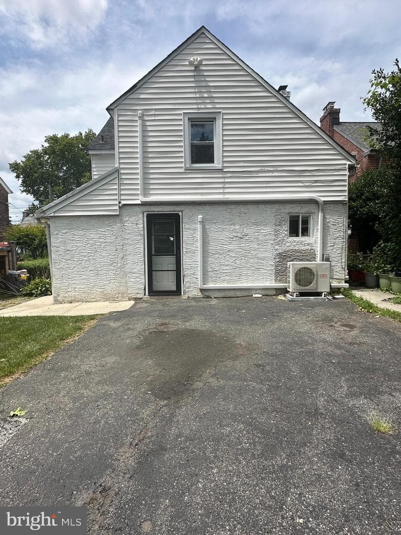 30 E Providence Road photo 31