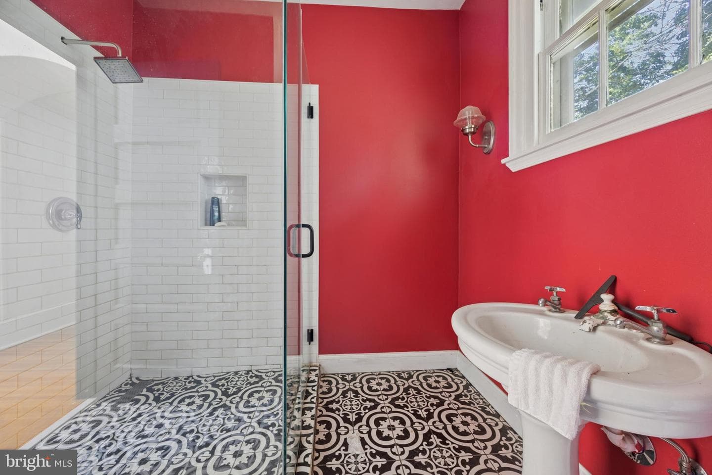 212 W 24th Street photo 20