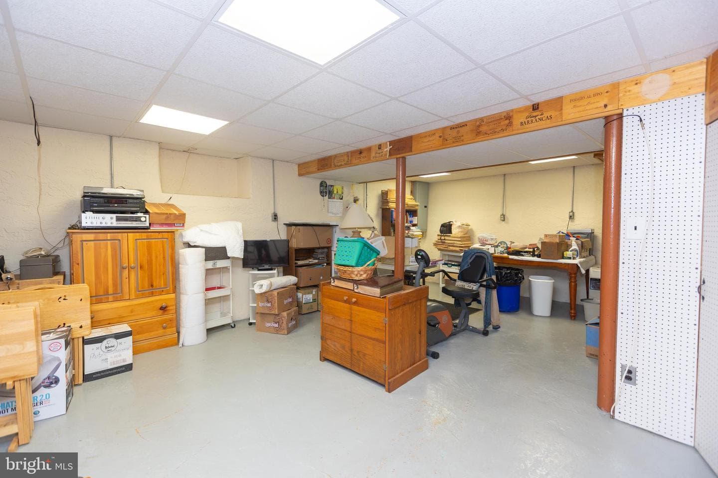 2409 Belmont Avenue photo 18