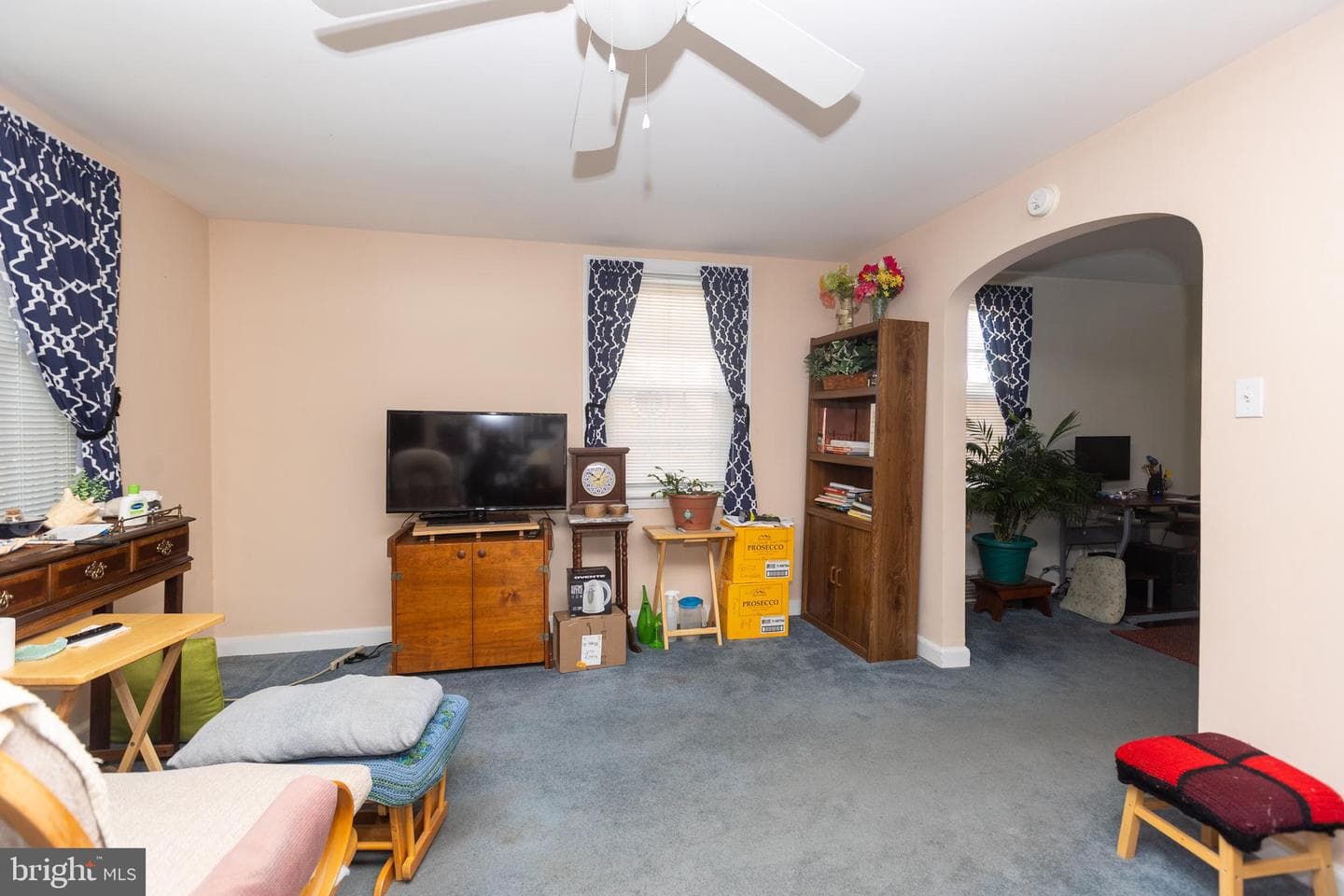 2409 Belmont Avenue photo 3