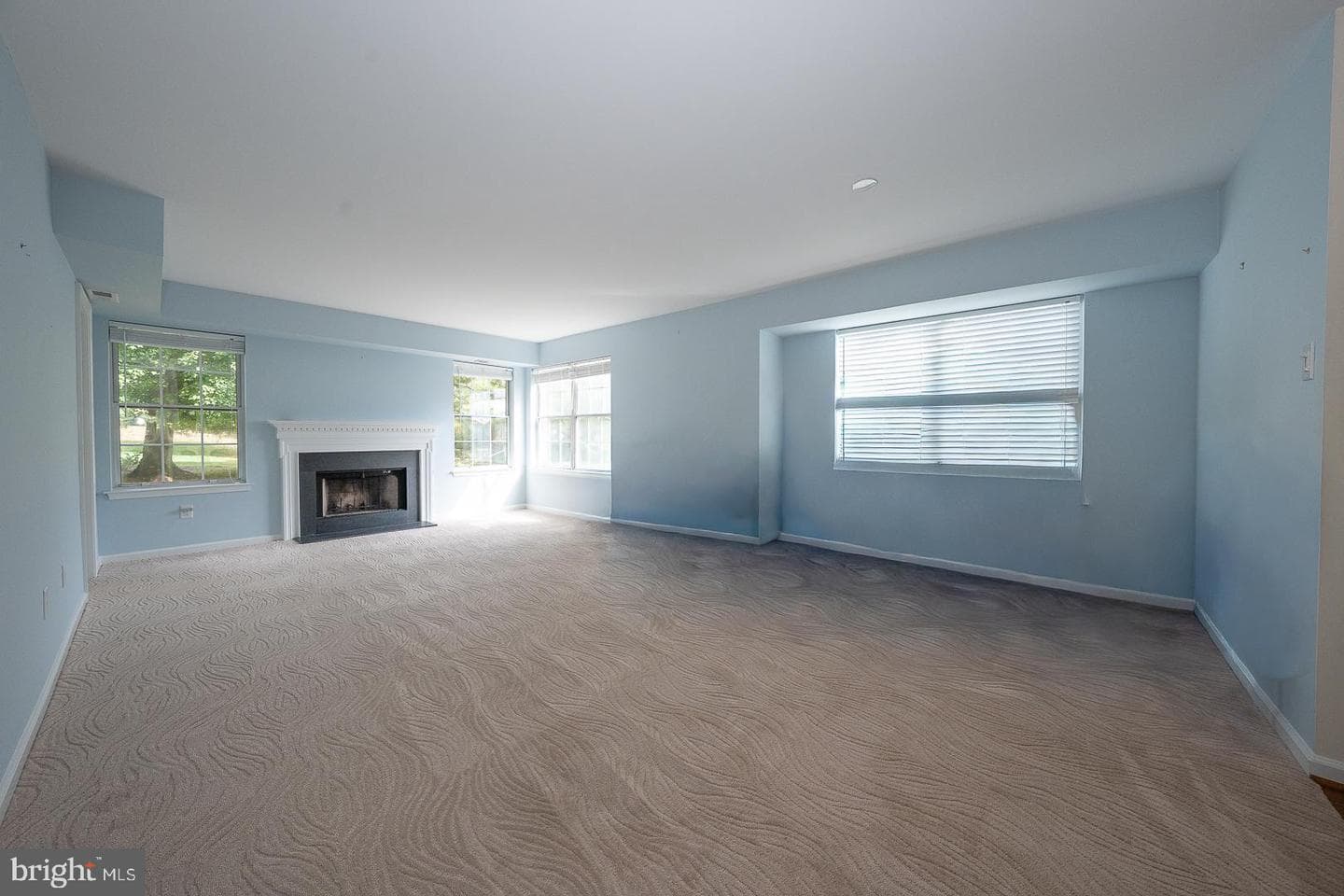 325 Danbury Lane #325 photo 8