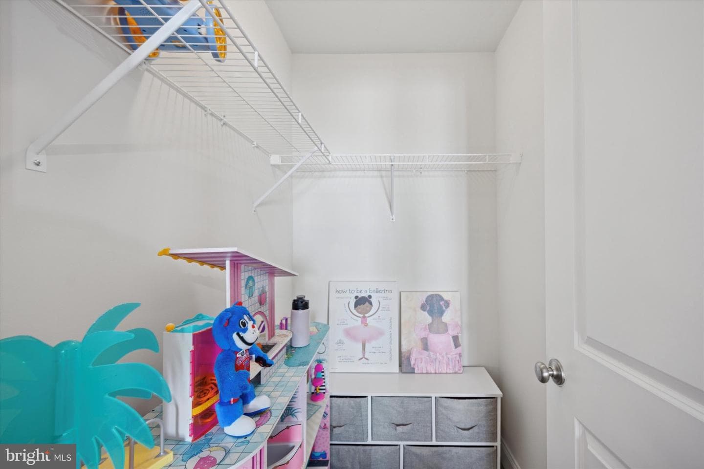 213 Corvus Circle photo 25