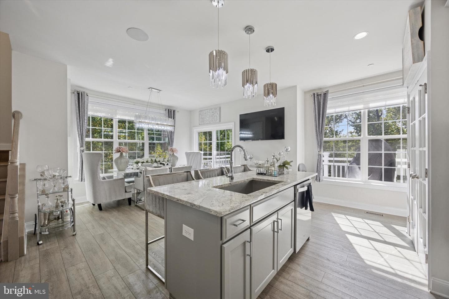 213 Corvus Circle photo 7
