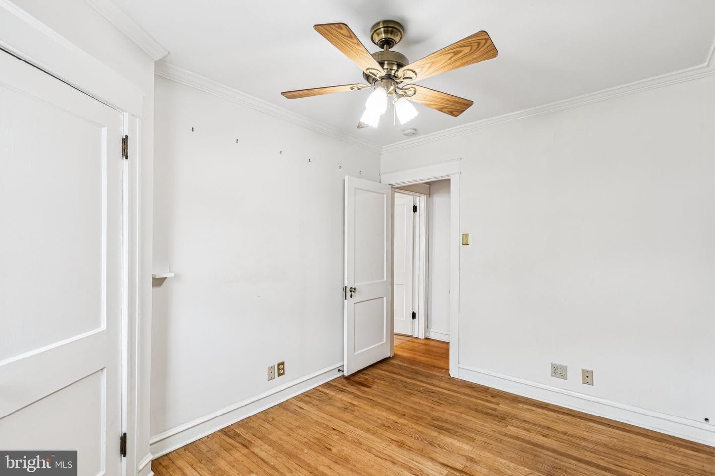 2309 Belmont Avenue photo 30