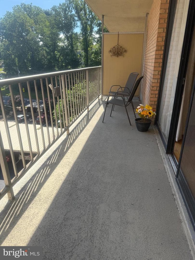 801 Yale Avenue #711 photo 17