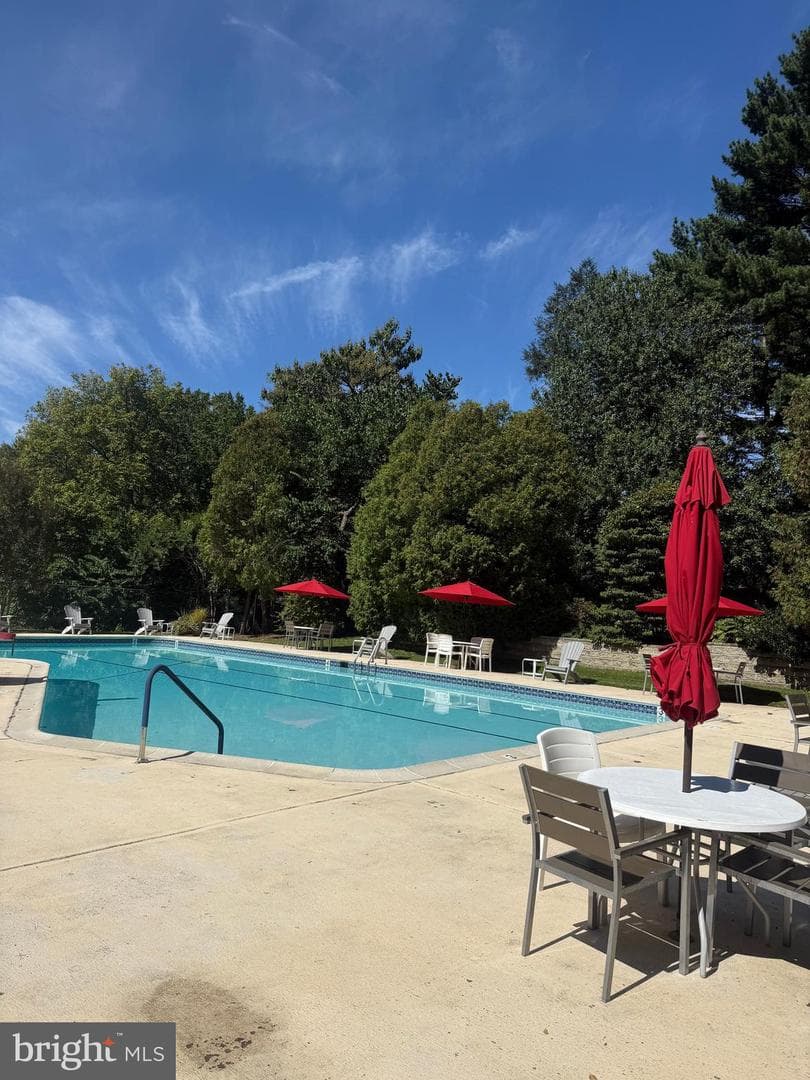 801 Yale Avenue #711 photo 37