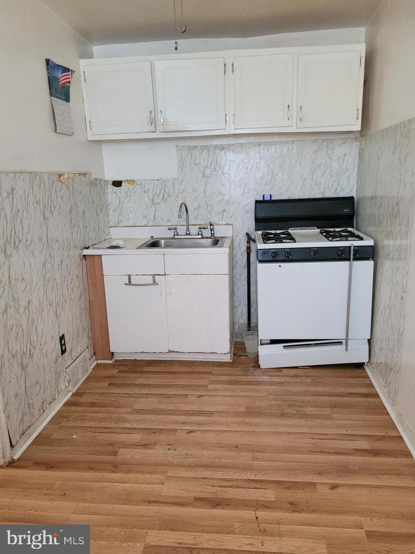 930 Pine Road photo 11