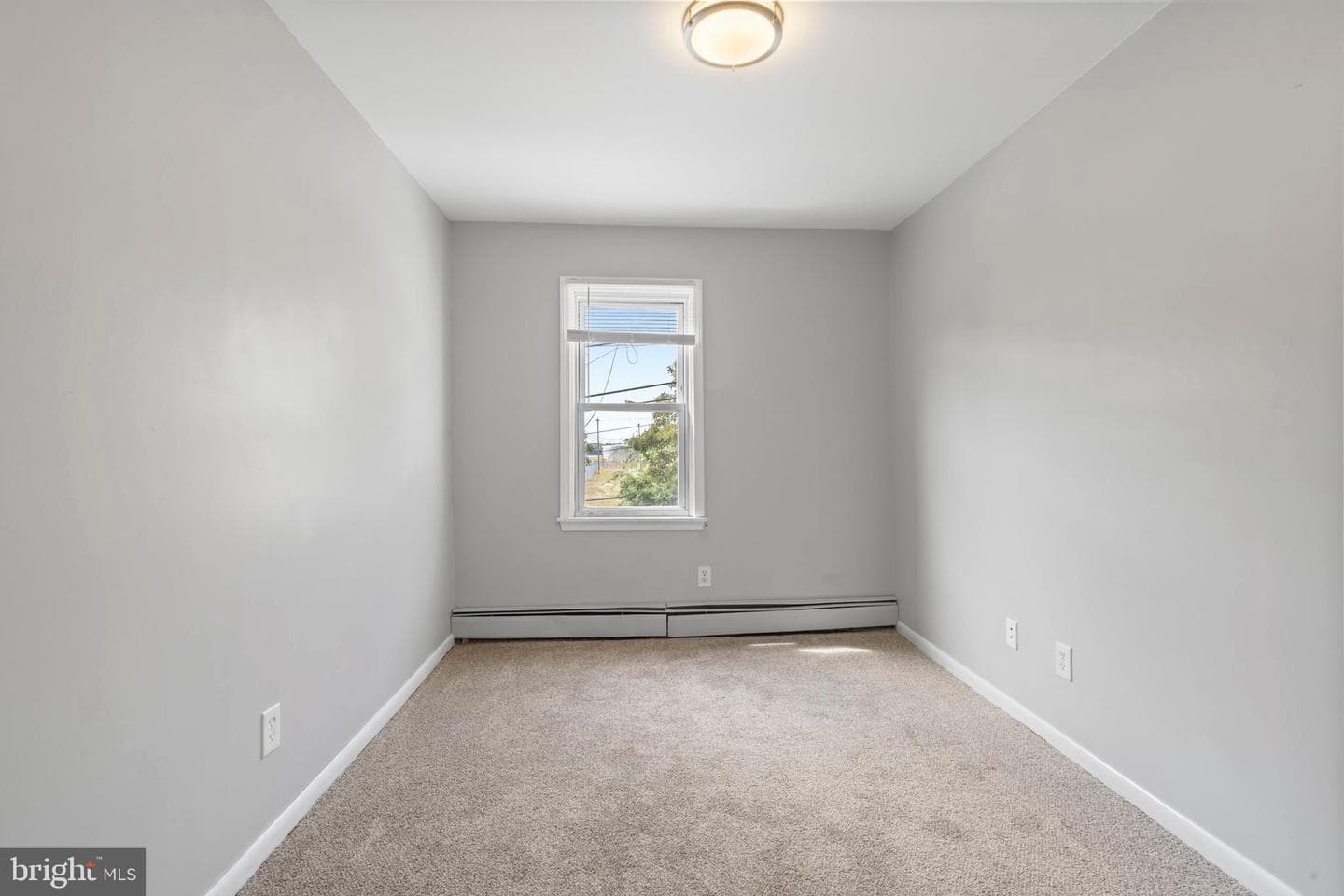 1363 Green Street photo 20