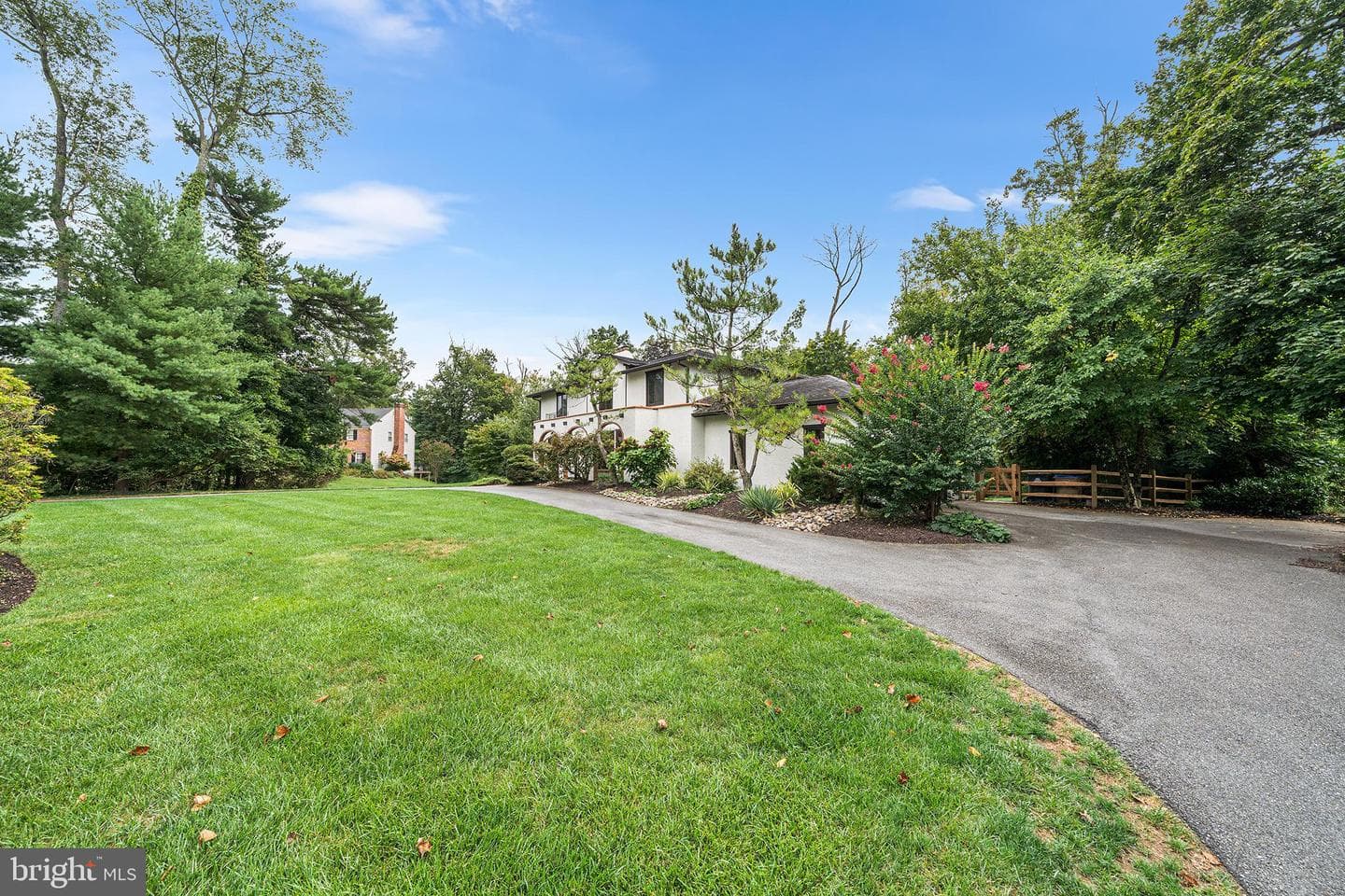 204 French Road photo 35