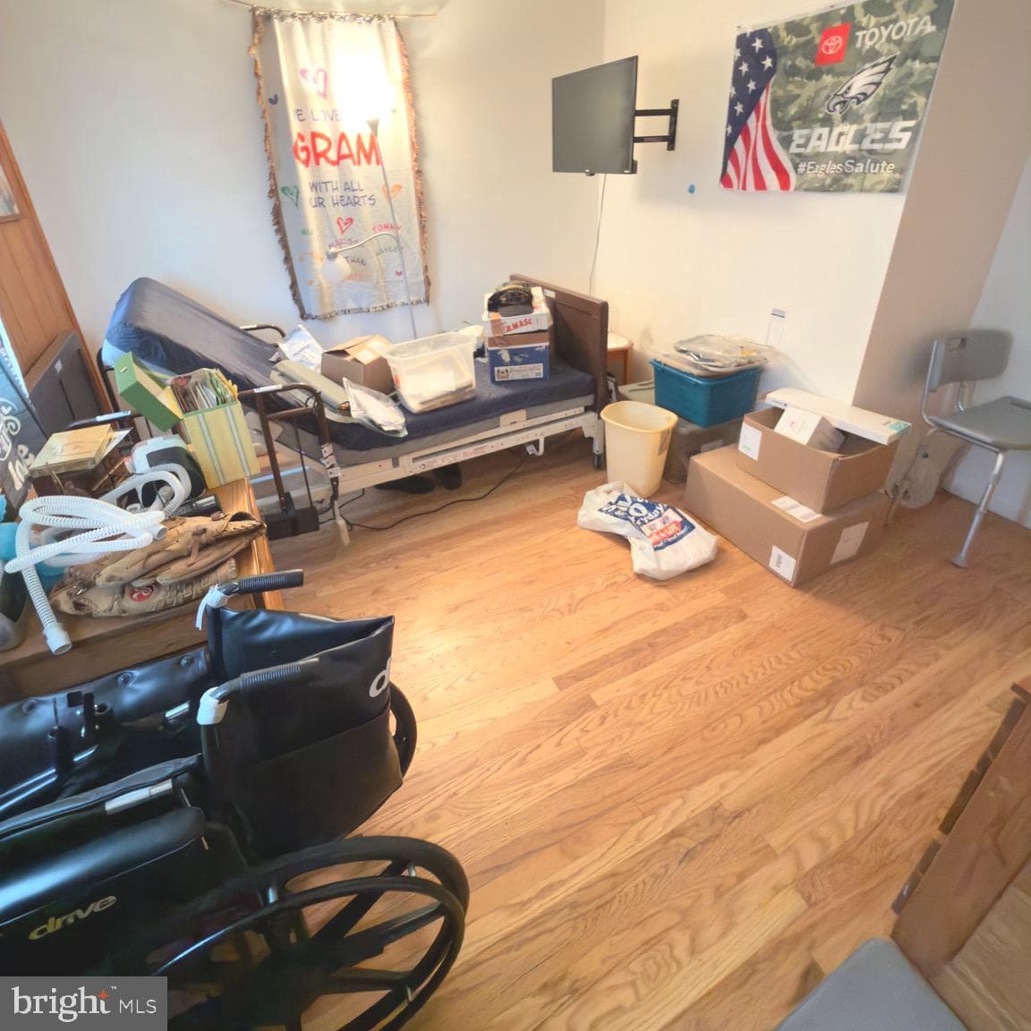 425 Manhattan Street photo 23