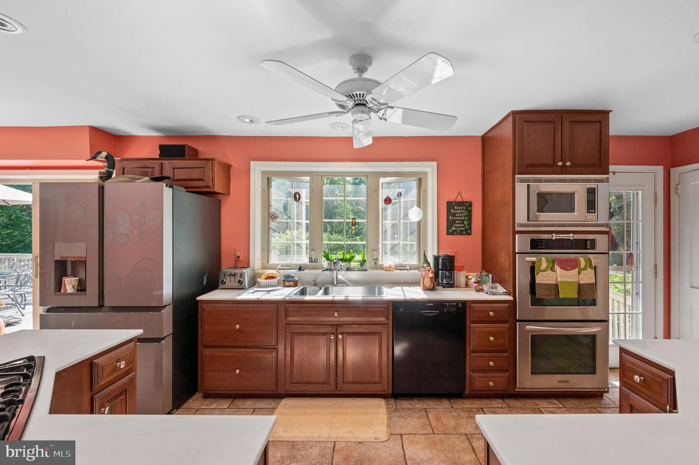 4100 Meadow Lane photo 7