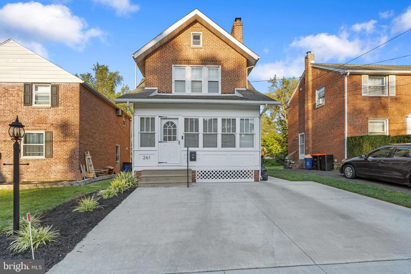 261 E Avon Road photo 2