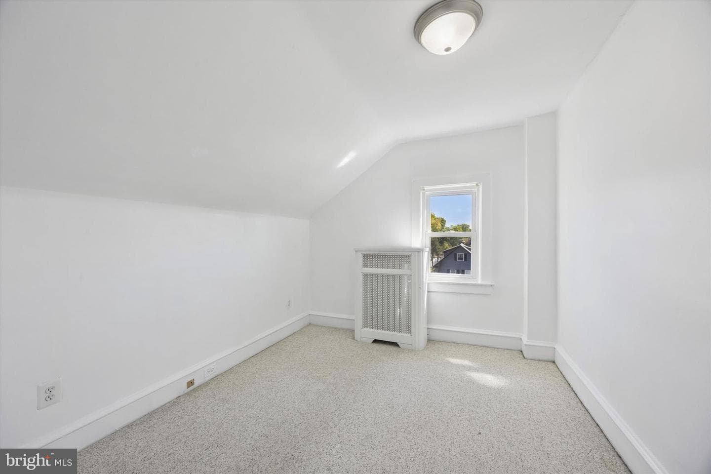 9 N Brighton Avenue photo 18
