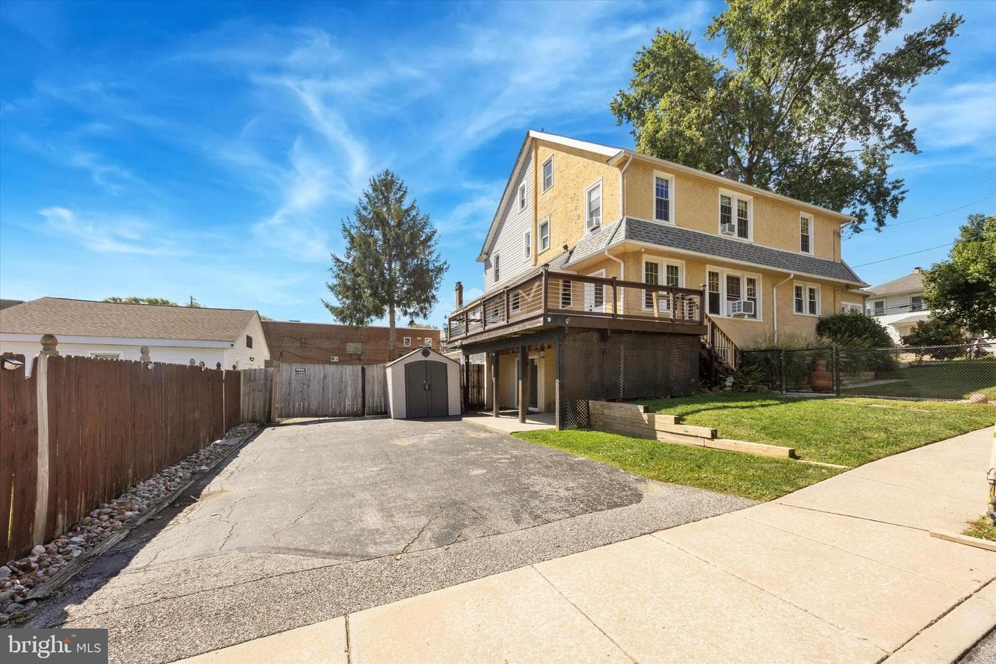 9 N Brighton Avenue photo 23