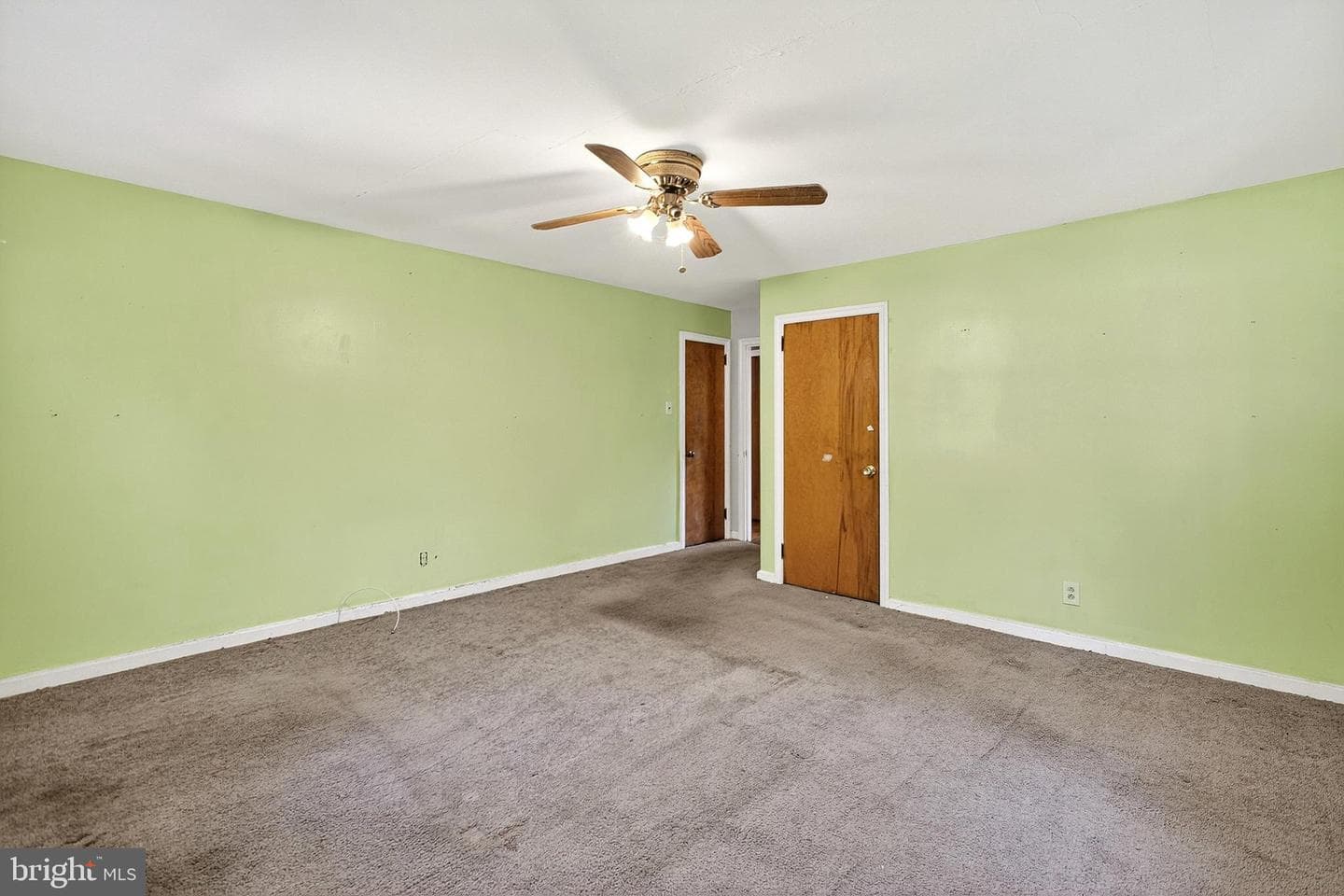 630 Michigan Avenue photo 20