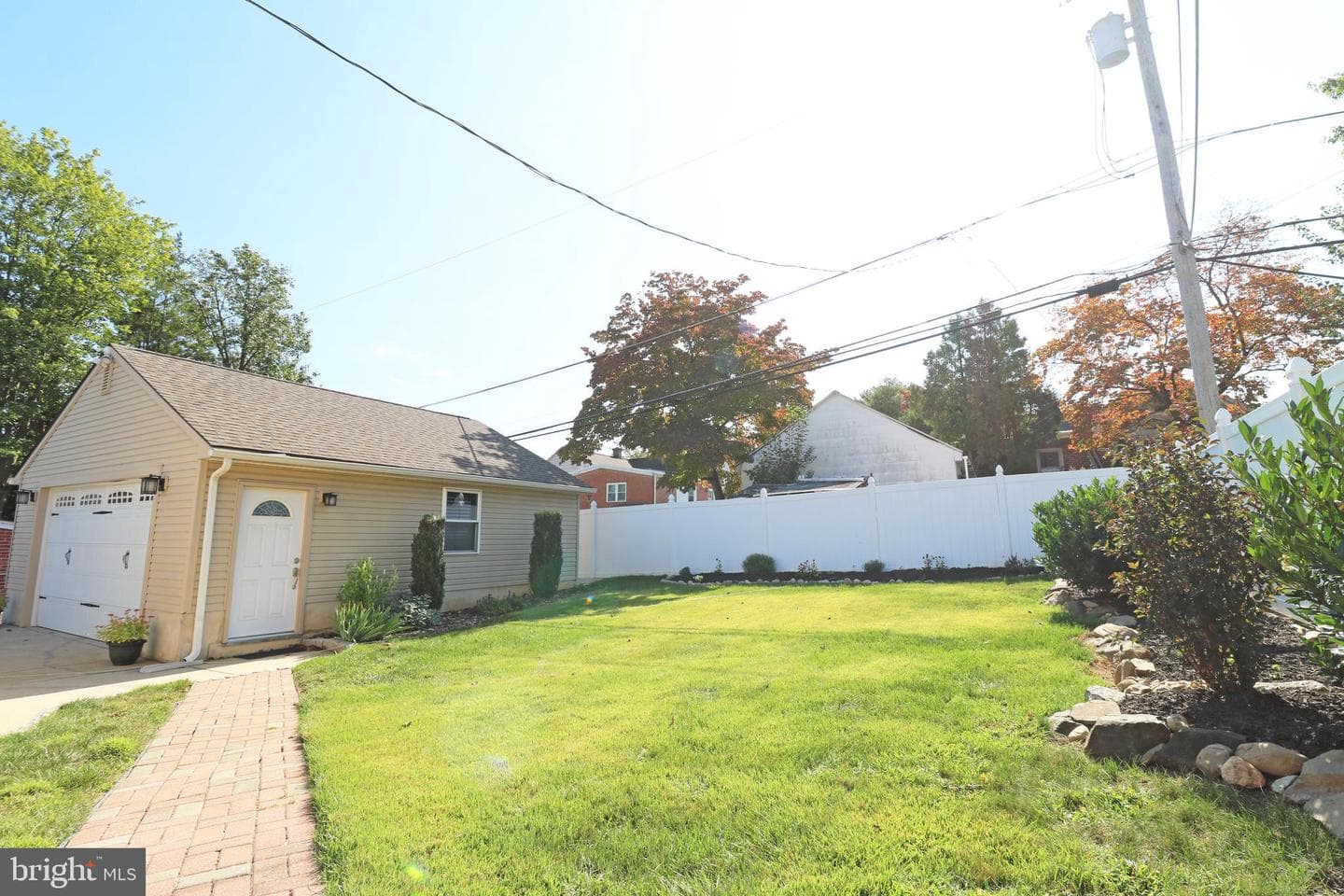 29 Pleasant Road photo 38