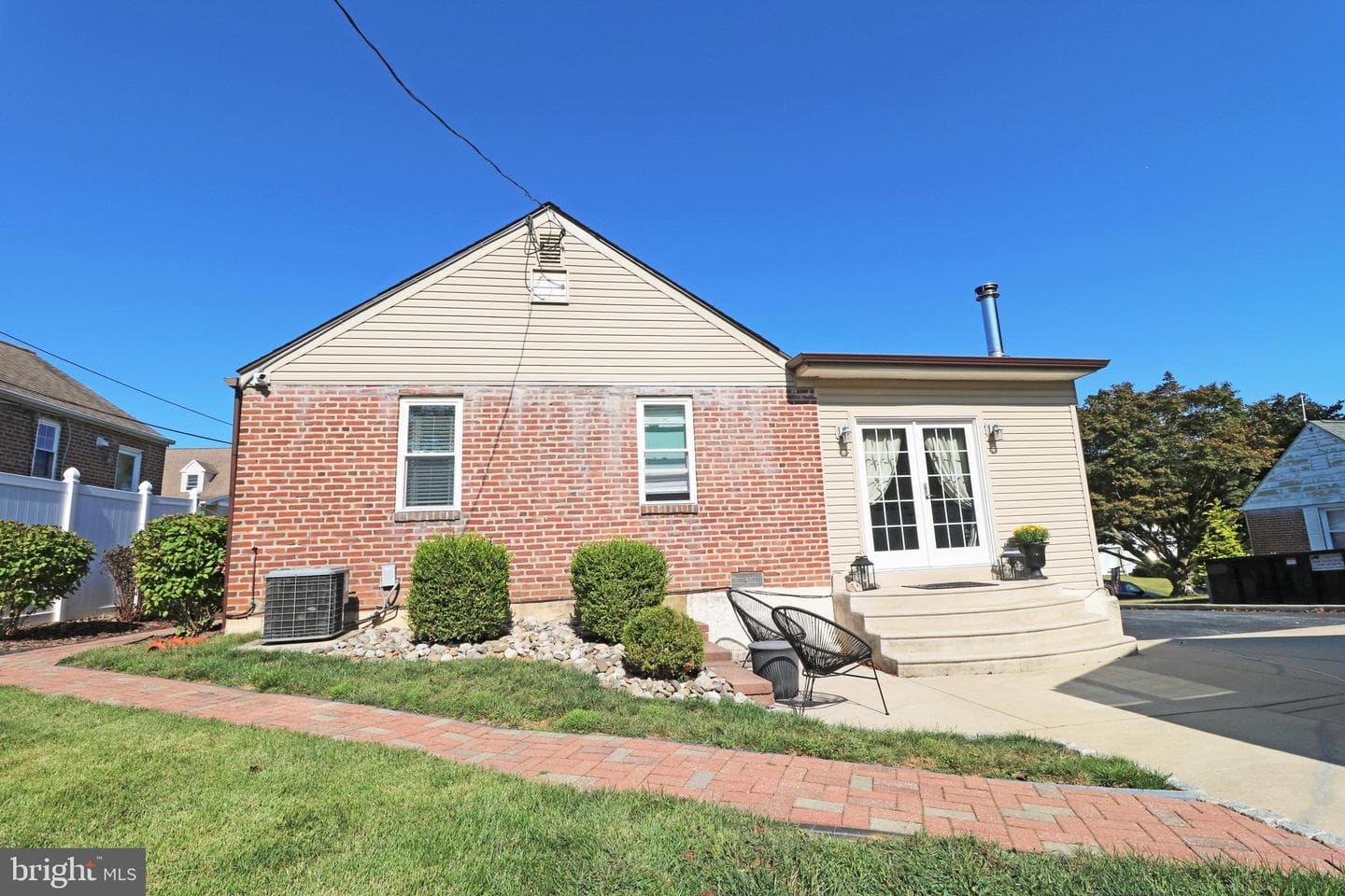 29 Pleasant Road photo 46