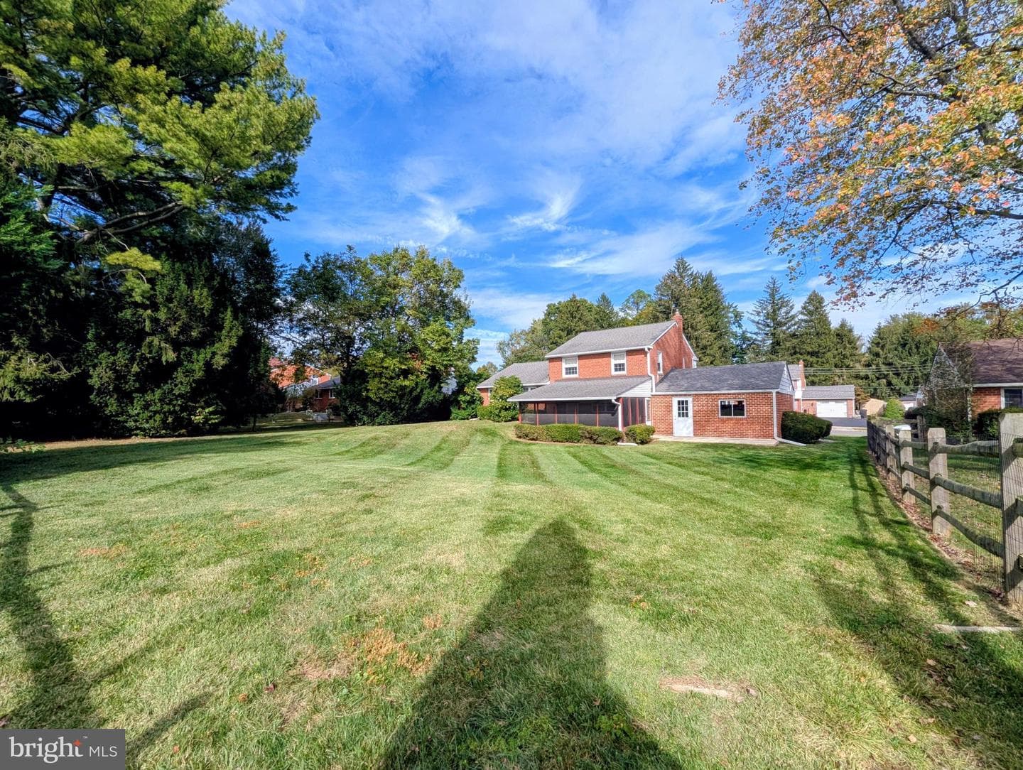 4948 Madison Dr photo 2