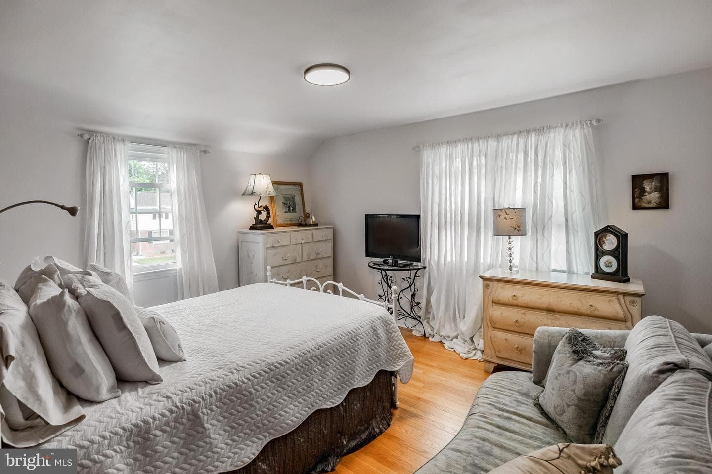 214 Brentwood Road photo 18