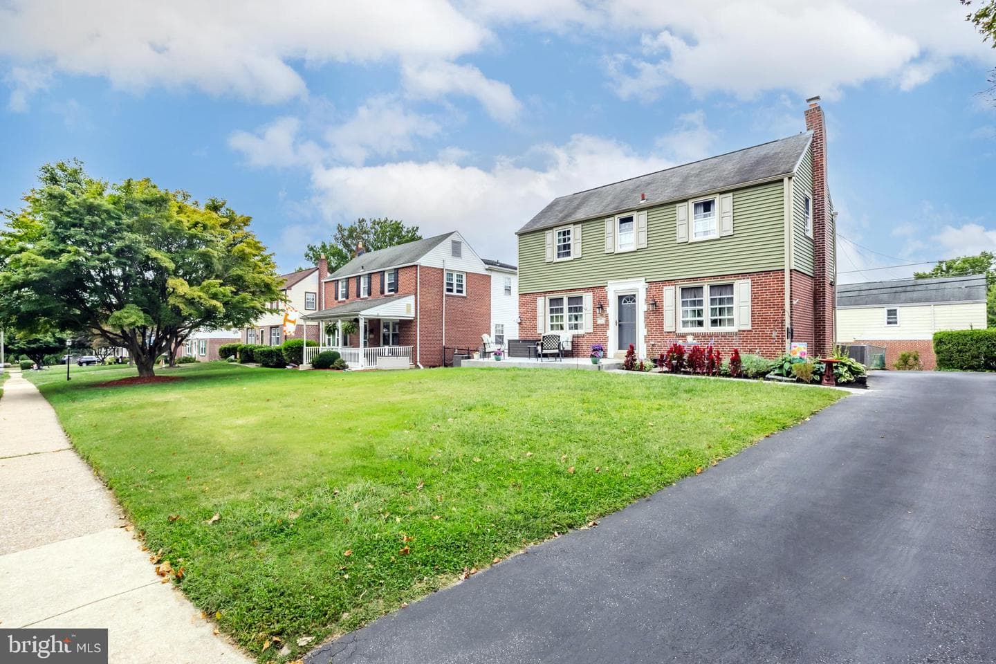 214 Brentwood Road photo 2
