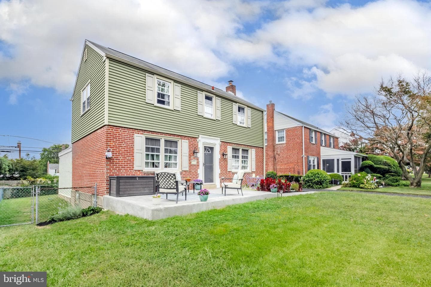 214 Brentwood Road photo 3