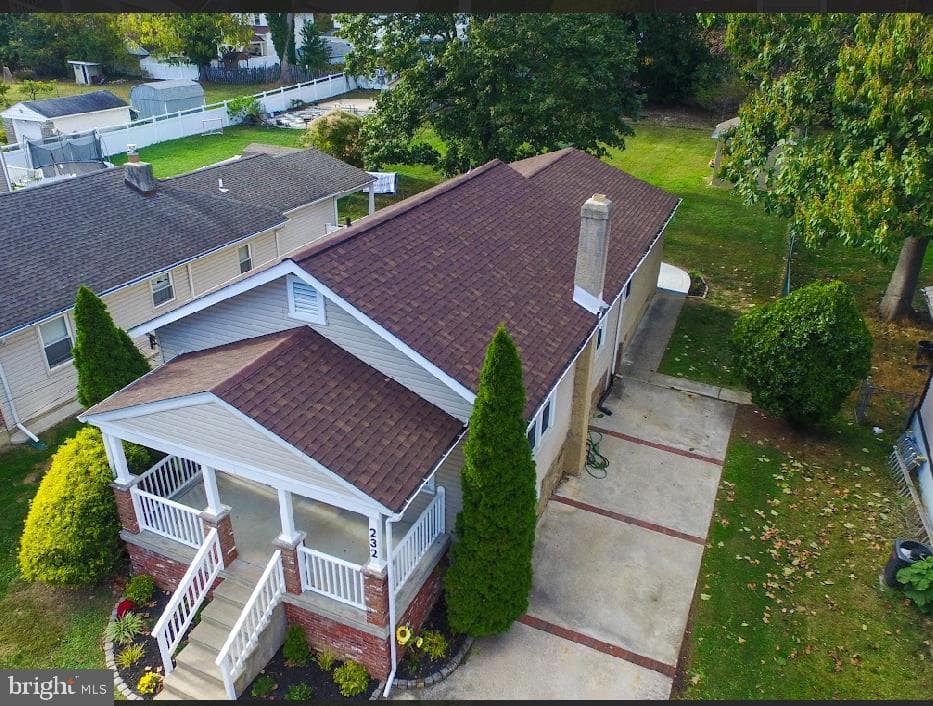 232 S Highland Road