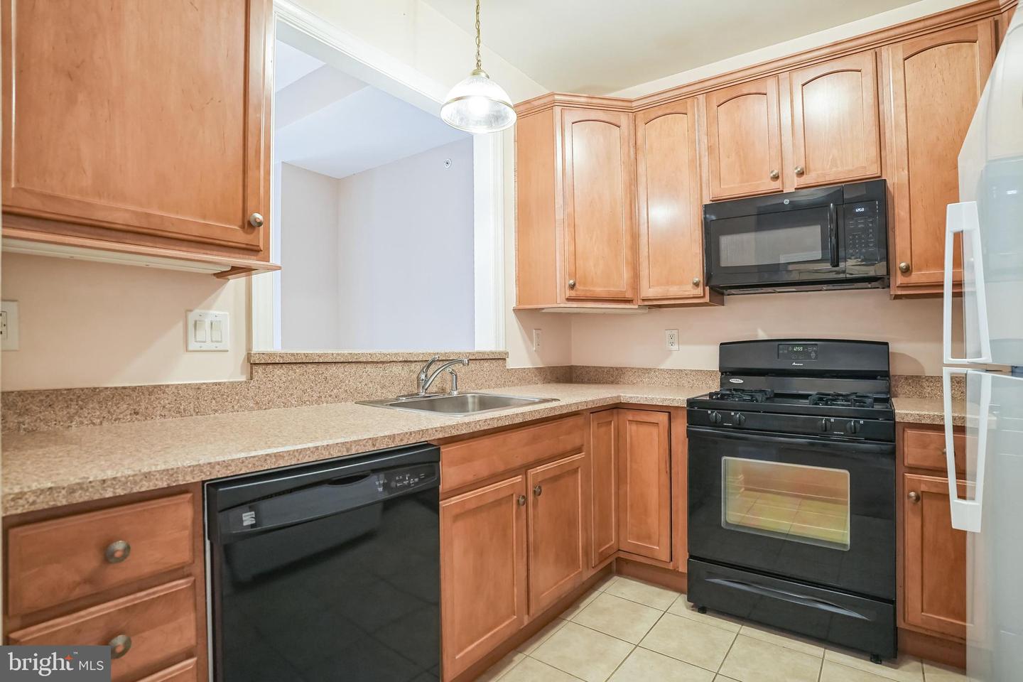6000 Village Way #6405 photo 9