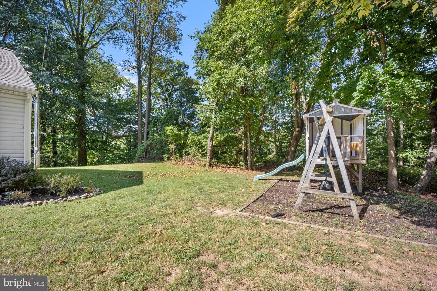 1415 6th Avenue photo 43