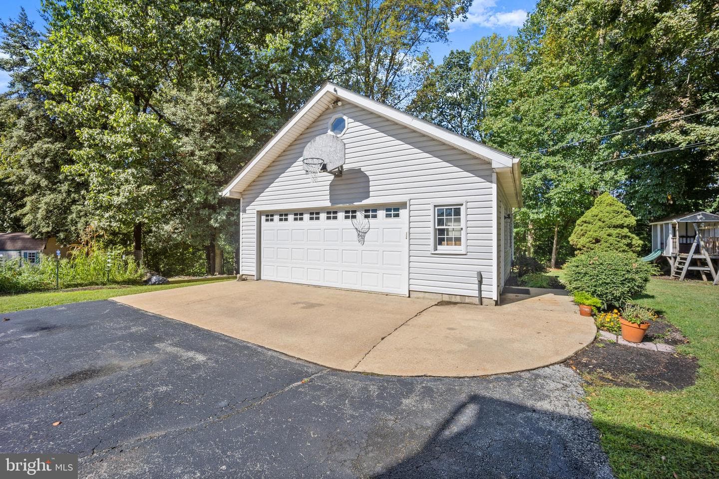 1415 6th Avenue photo 44