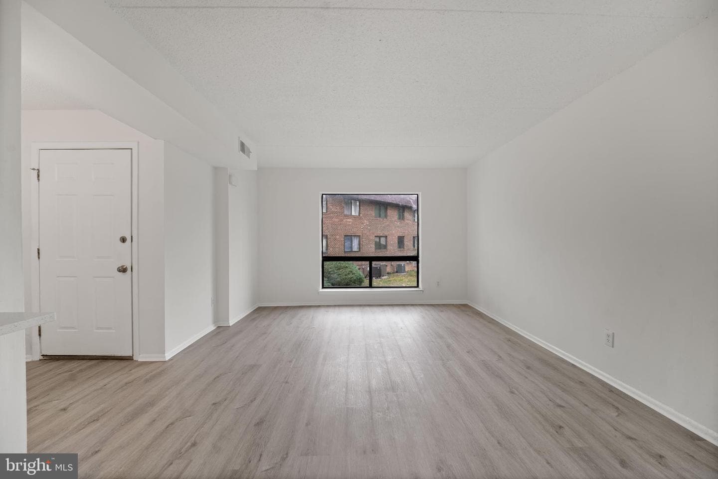 856 Putnam Boulevard #67a photo 3