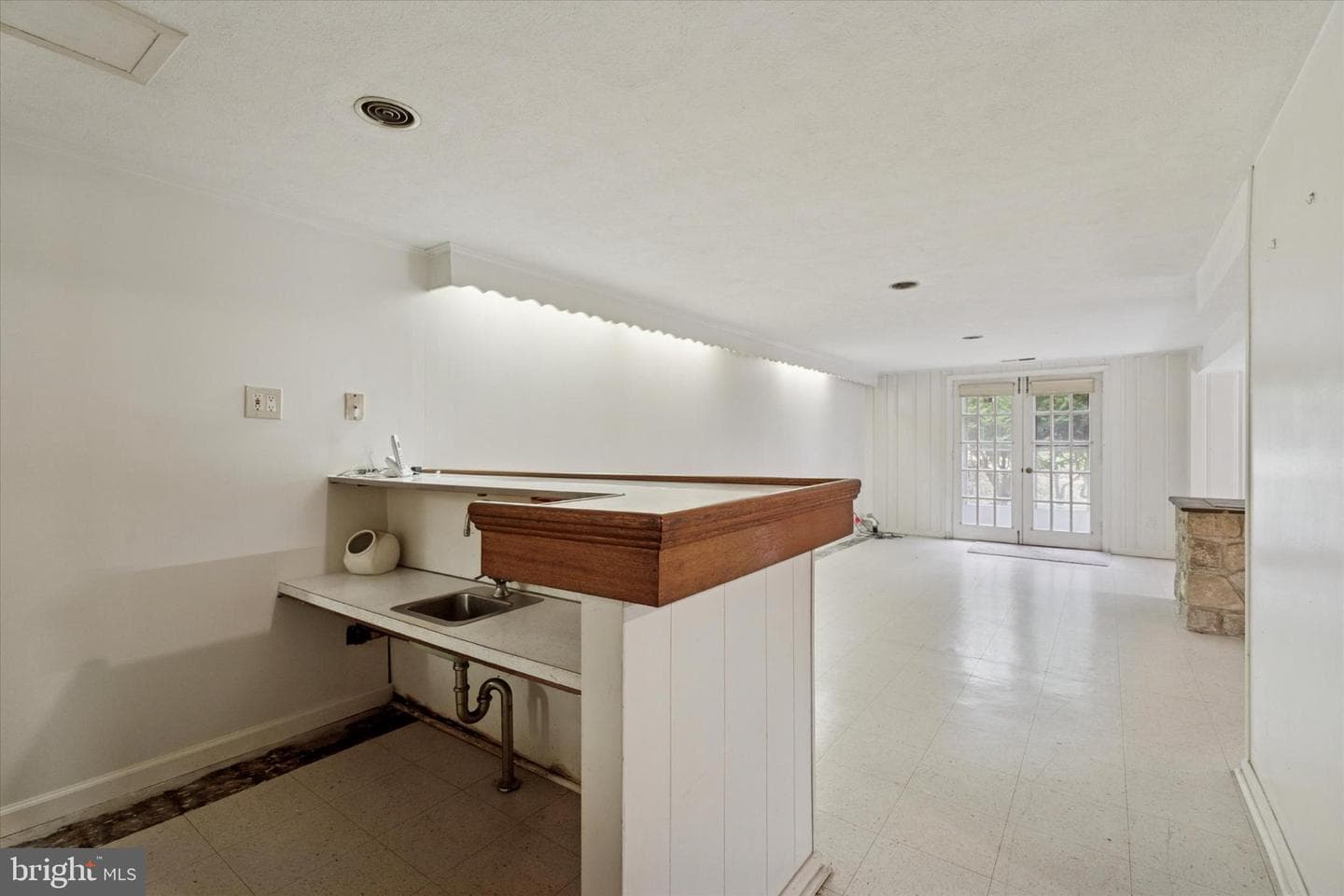 403 Atwater Road photo 16