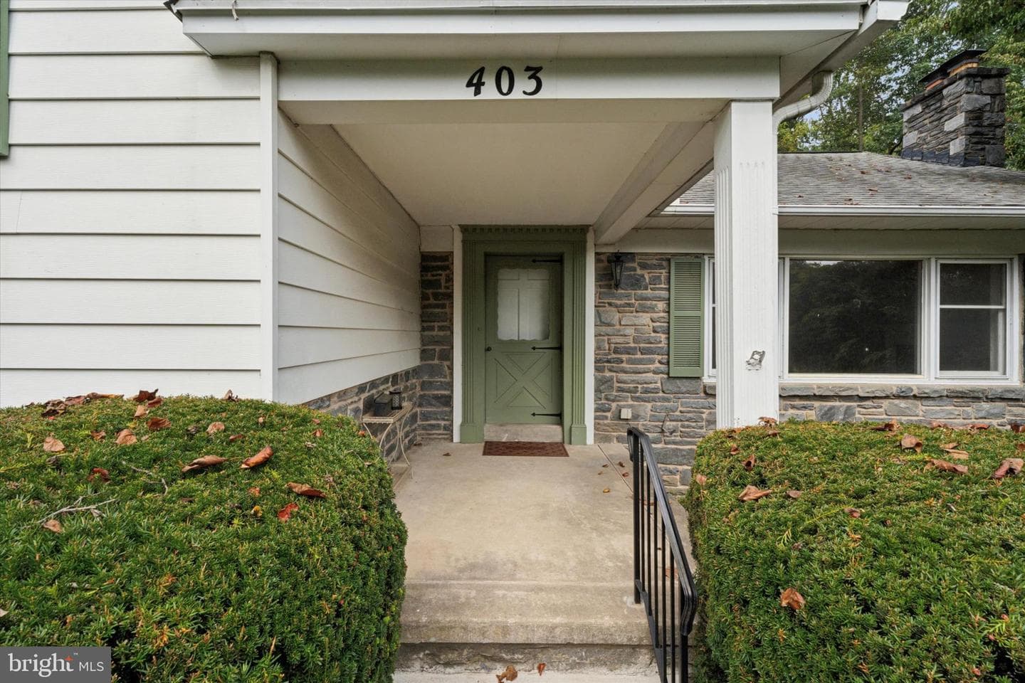 403 Atwater Road photo 3