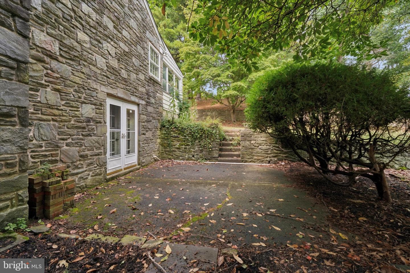 403 Atwater Road photo 34