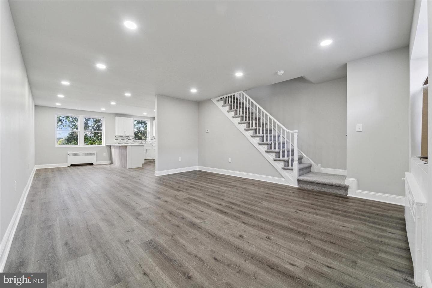 6858 Clover Lane photo 10