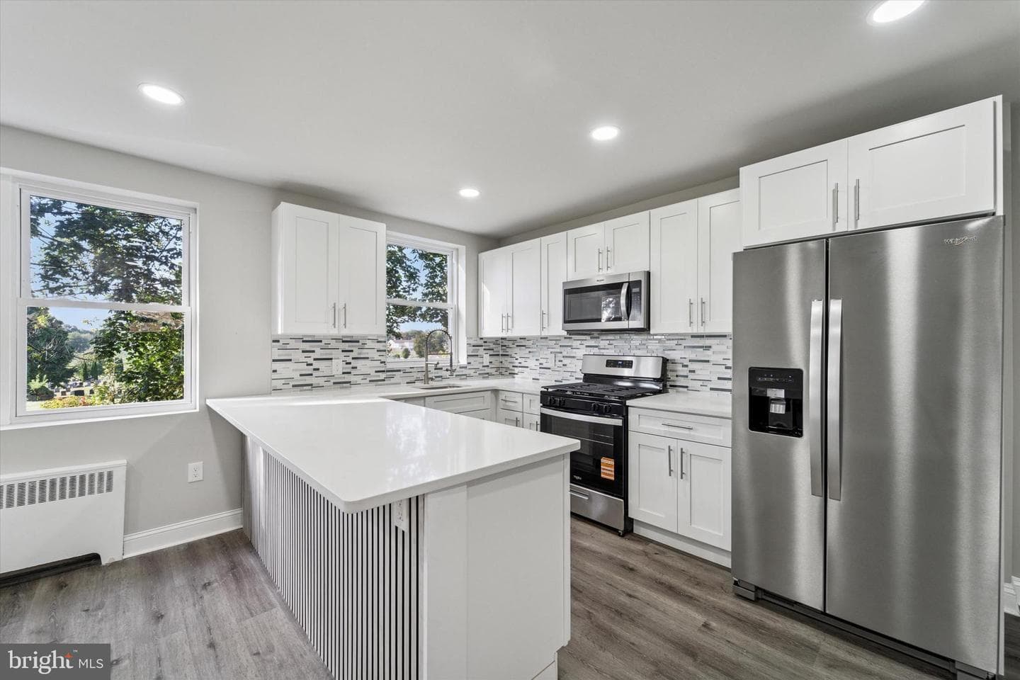 6858 Clover Lane photo 3