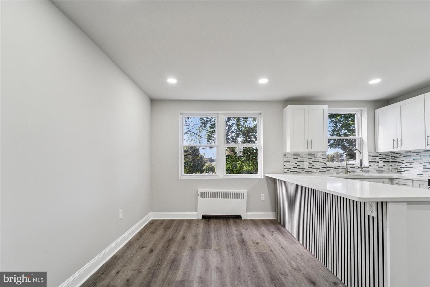 6858 Clover Lane photo 7