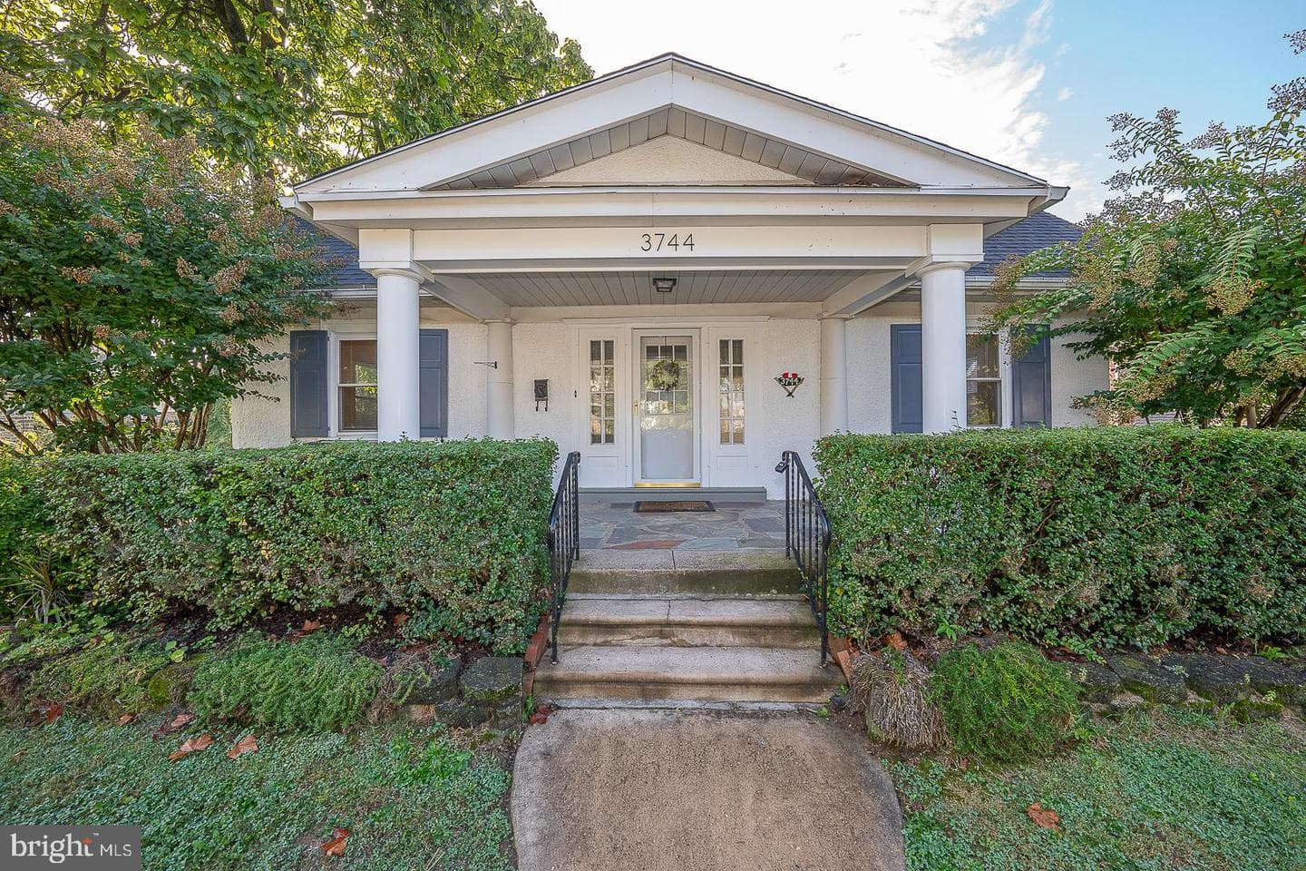3744 Huey Avenue photo 2