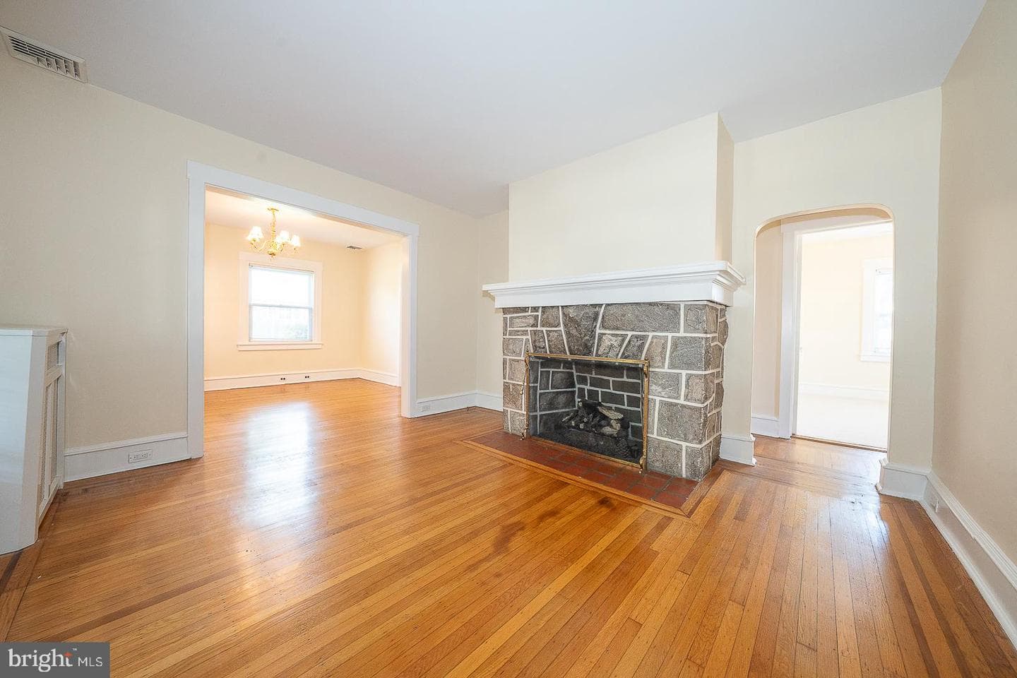 3744 Huey Avenue photo 8