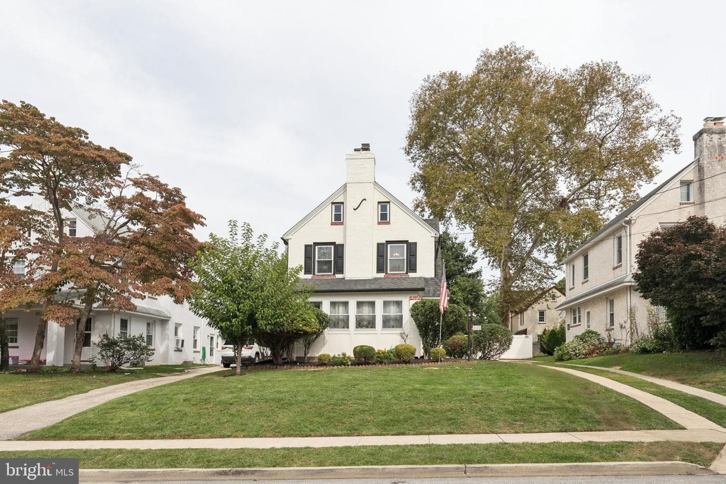 2423 Hollis Road photo 3