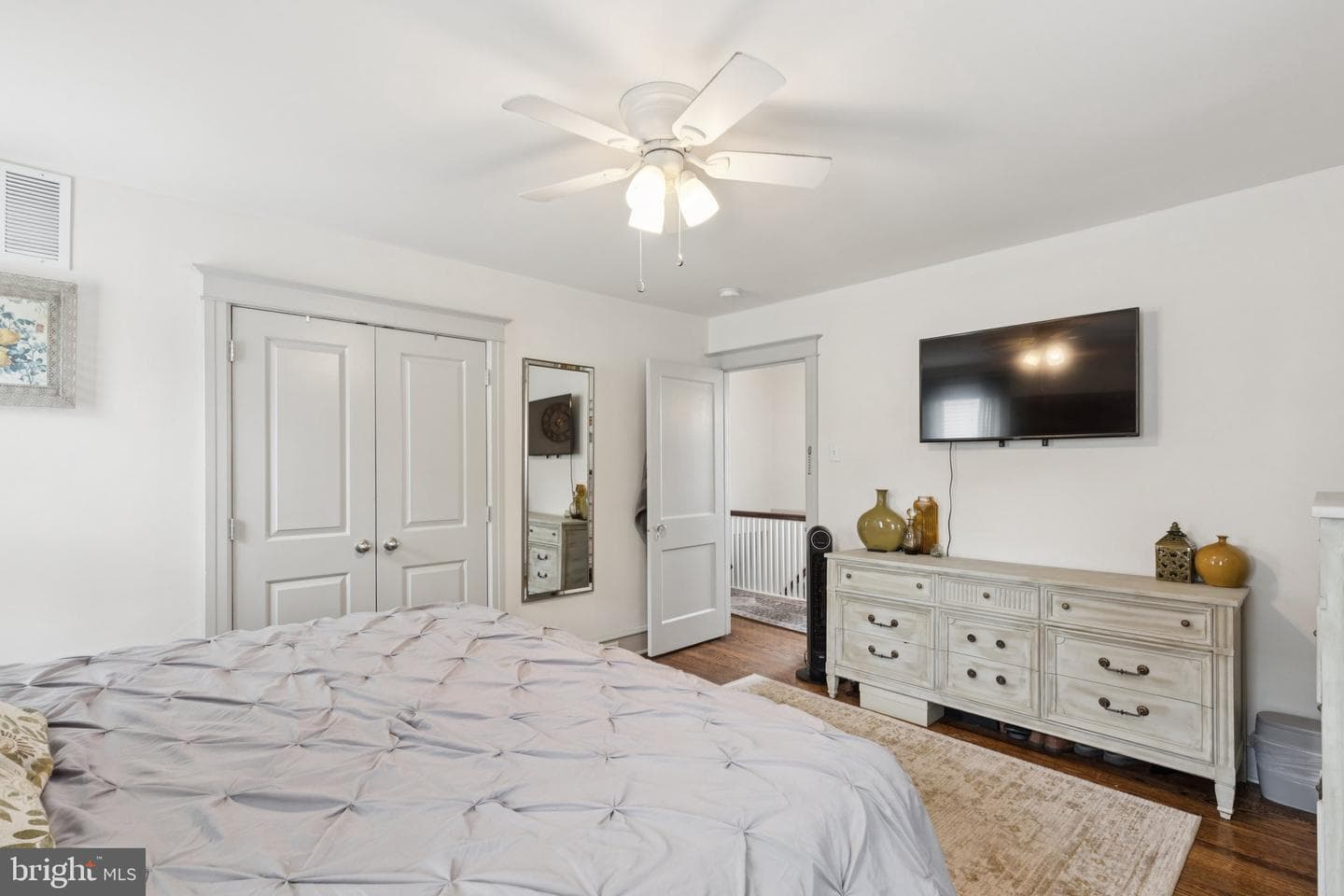 2423 Hollis Road photo 32