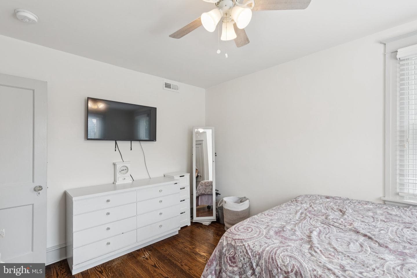 2423 Hollis Road photo 39