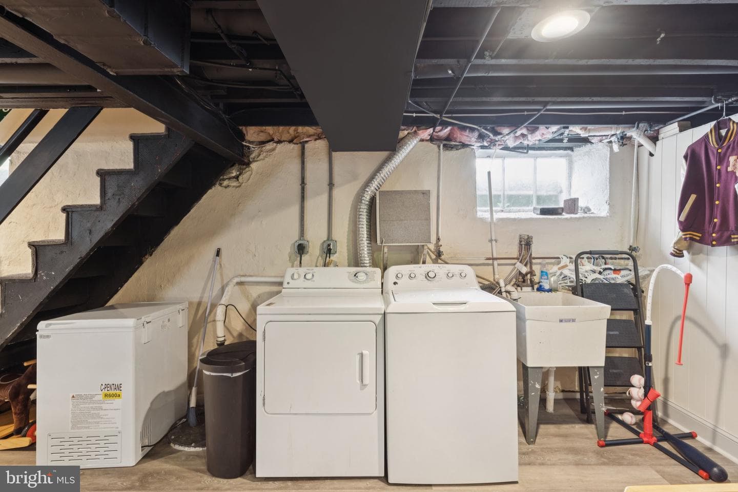 2423 Hollis Road photo 52