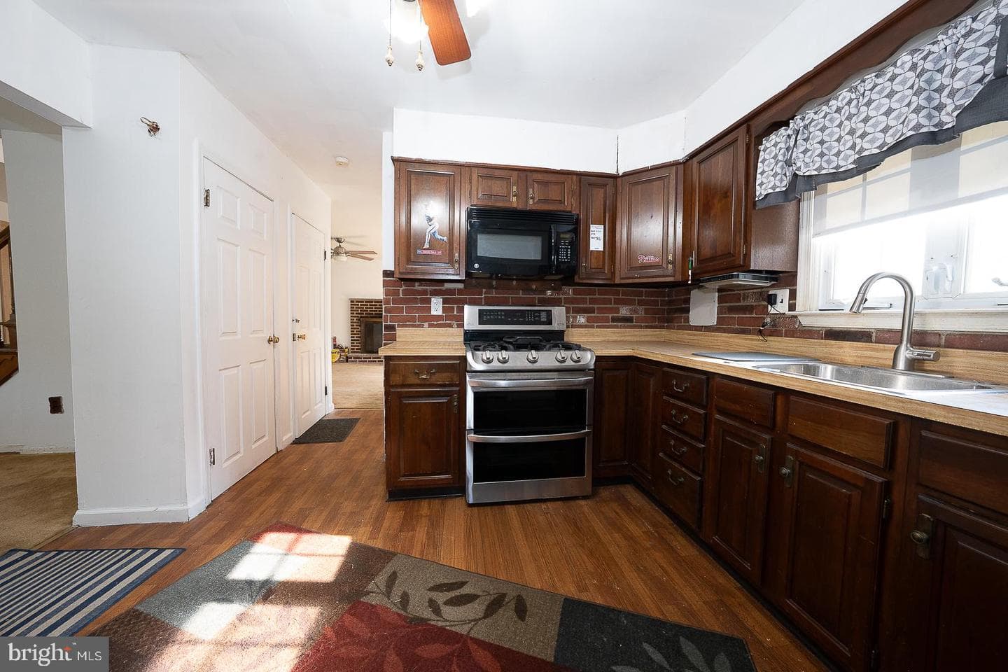 597 Meetinghouse Road photo 10