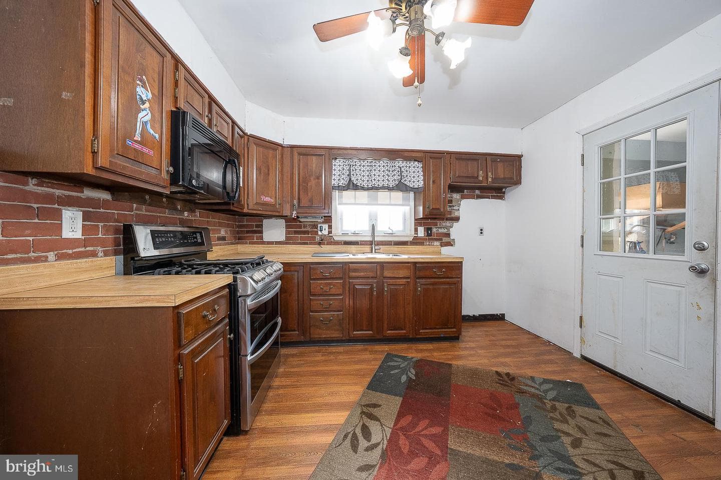 597 Meetinghouse Road photo 11