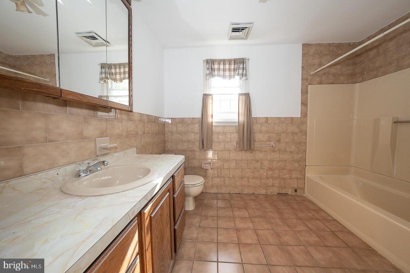 597 Meetinghouse Road photo 21